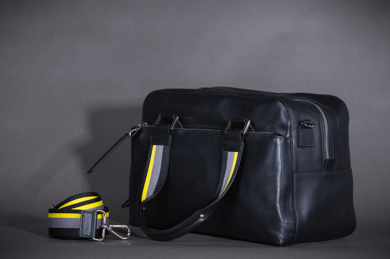 Wanderlust Leather Holdall